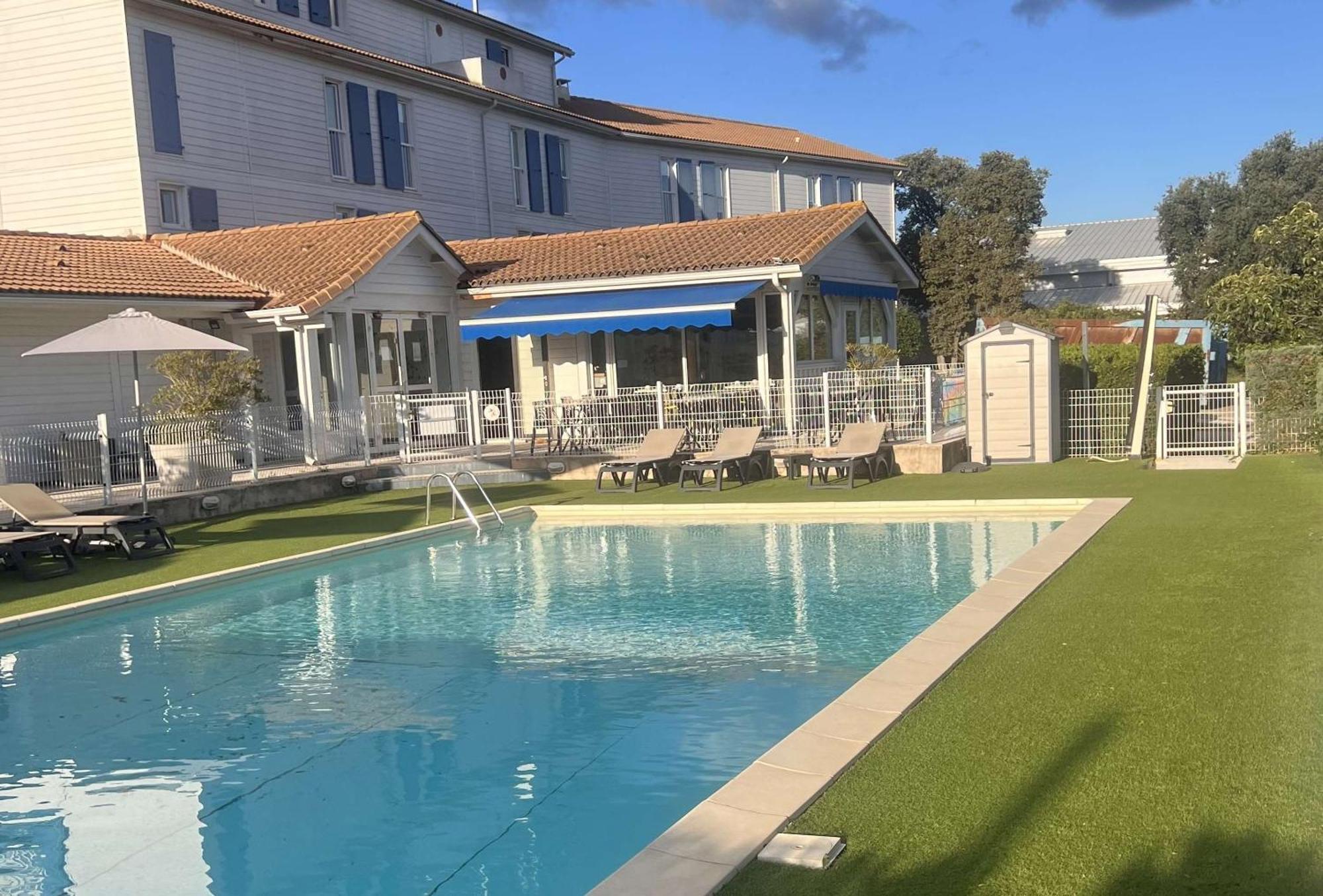 Sure Hotel By Best Western Nimes Est Eksteriør bilde